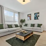 Lam Jungle - Sky View 21 Floor - Free Parking *