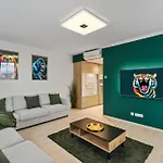 Lam Jungle - Sky View 21 Floor - Free Parking شقة براتسيلافا
