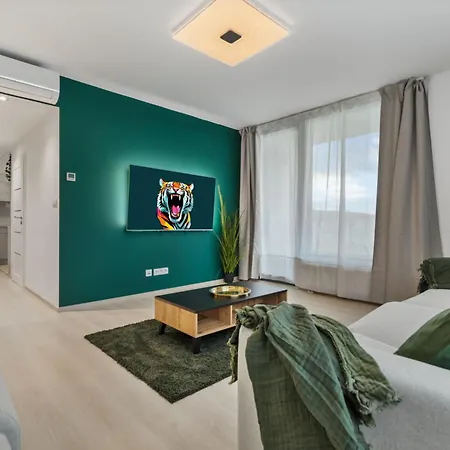 Apartament Lam Jungle - Sky View 21 Floor - Free Parking *