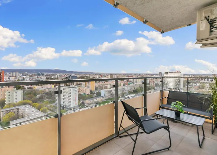 Lam Jungle - Sky View 21 Floor - Free Parking Bratislava
