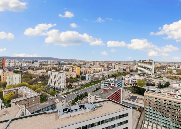 Lam Jungle - Sky View 21 Floor - Free Parking * Bratislava
